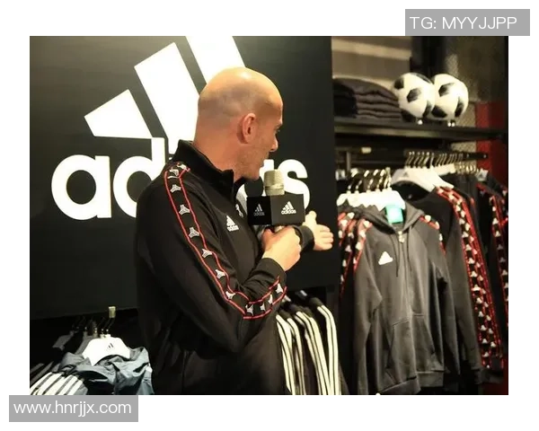 打造独一无二的足球球星周边定制礼品体验新潮流