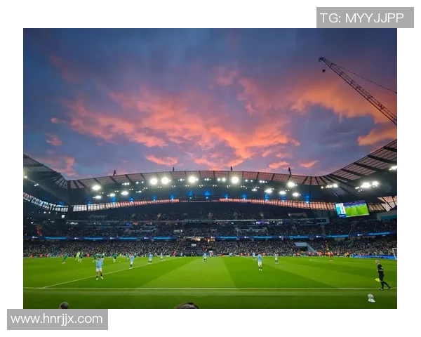 足球明星骑行挑战：速度与激情的完美碰撞，球场之外的精彩冒险